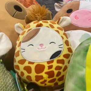 Squishmallow/ Cat Giraffe